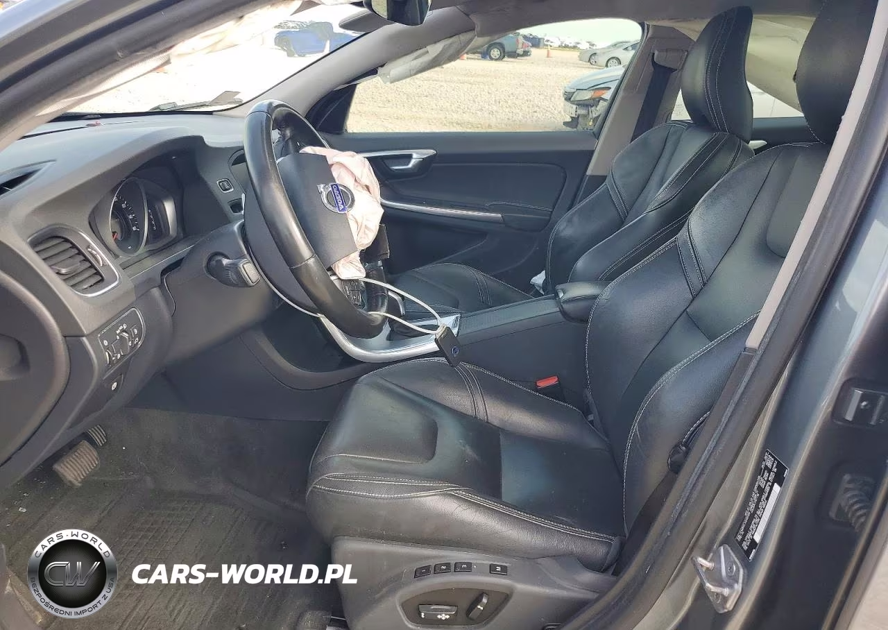 2018 Volvo S60 Dynamic VIN:YV140MTL1J2455129 - 7
