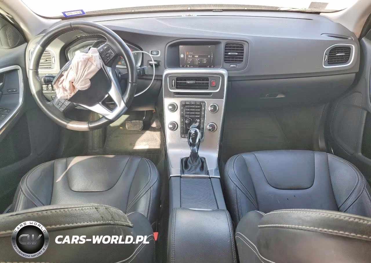 2018 Volvo S60 Dynamic VIN:YV140MTL1J2455129 - 8