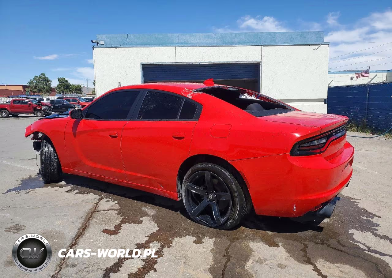 2018 Dodge Charger R VIN:2C3CDXCT2JH205952 - 2