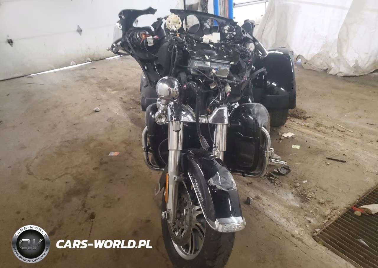 2021 Harley-Davidson Flhtcutg VIN:1HD1MAF18MB852863 - 2