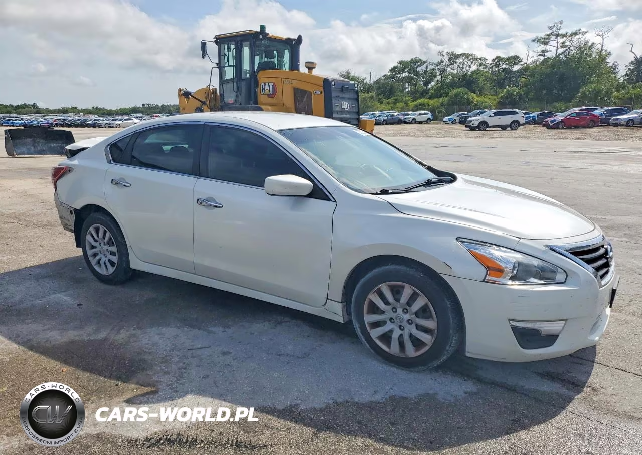 2013 Nissan Altima 2.5 VIN:1N4AL3AP6DC107847 - 4