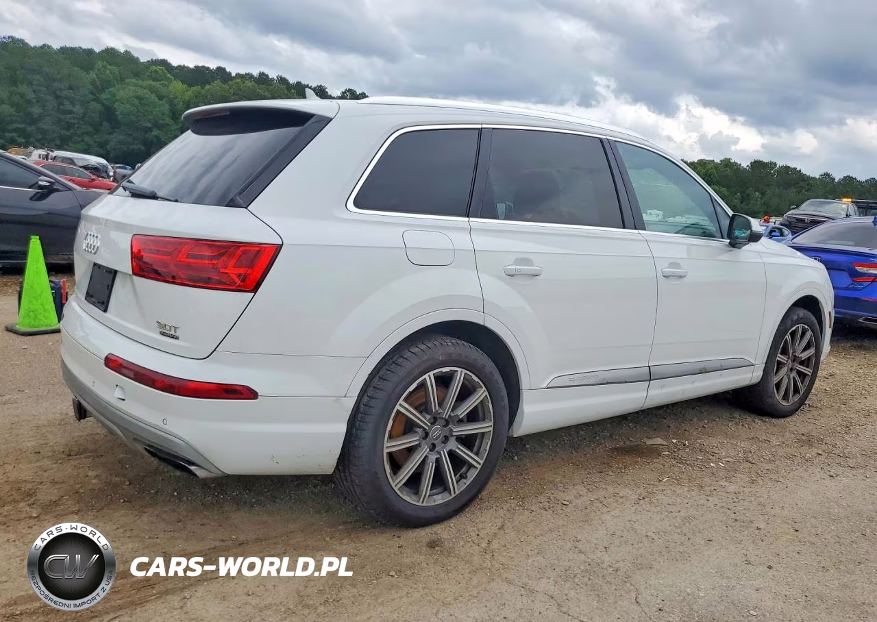 2017 Audi Q7 Premium Plus VIN:WA1LAAF7XHD034787 - 3