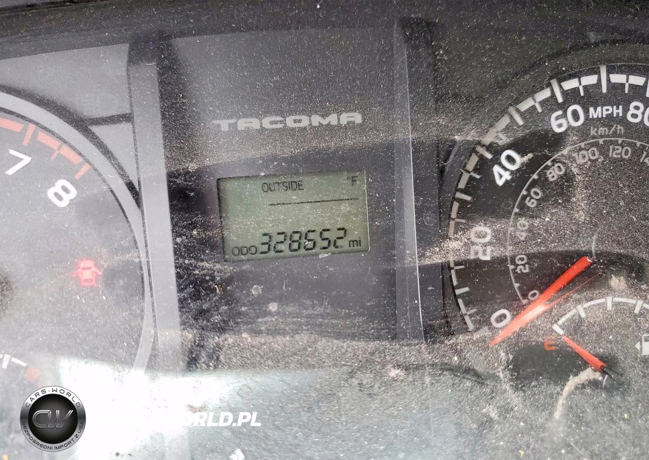 2017 Toyota Tacoma Sr VIN:5TFRX5GNXHX085322 - 9