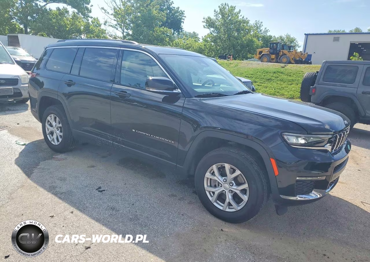 2023 Jeep Grand Cherokee L Limited VIN:1C4RJKBGXP8824822 - 4
