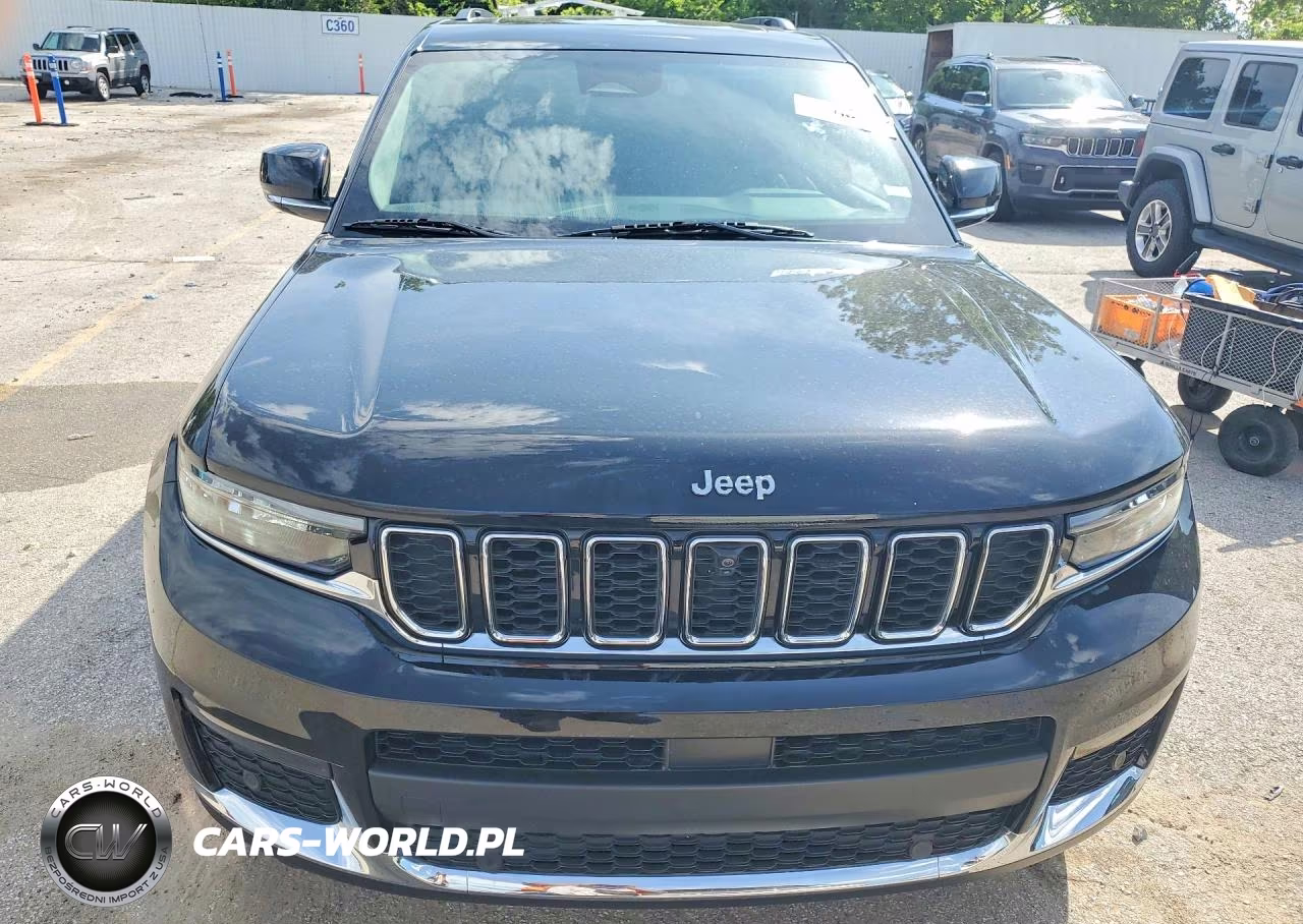 2023 Jeep Grand Cherokee L Limited VIN:1C4RJKBGXP8824822 - 5