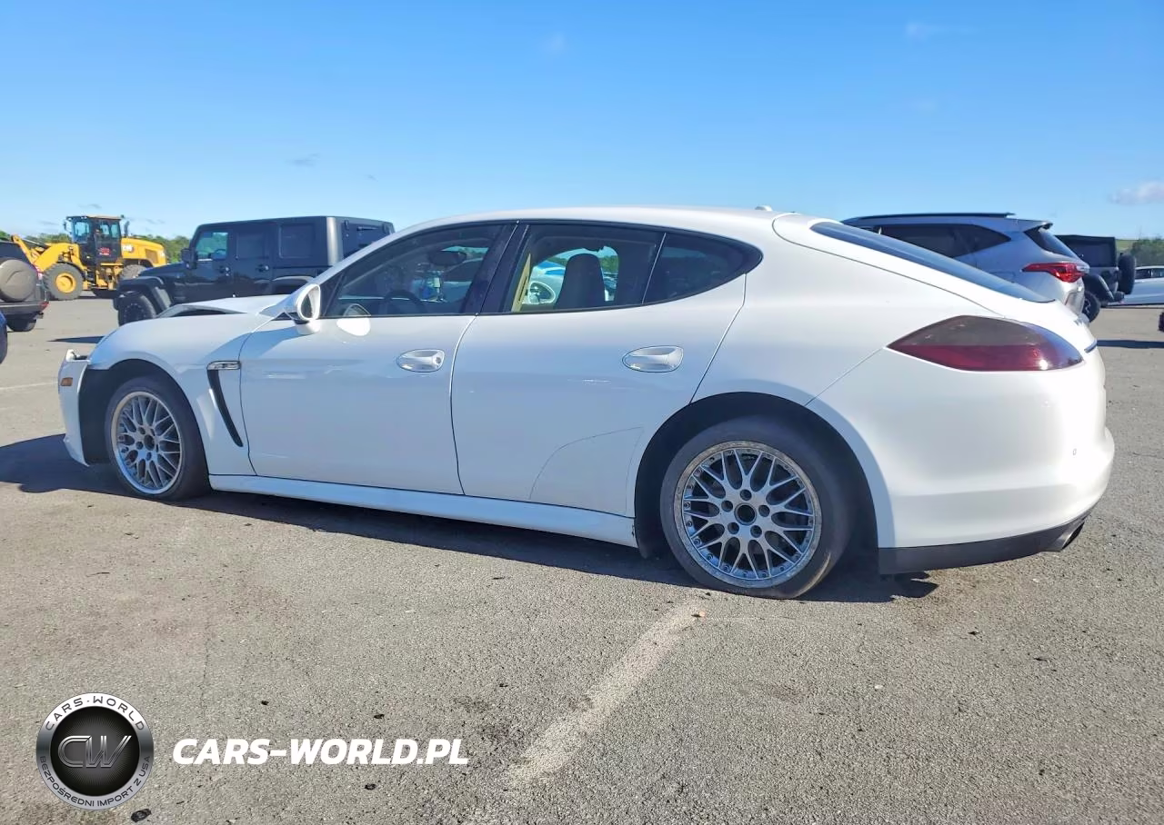 2012 Porsche Panamera 2 VIN:WP0AA2A73CL072726 - 2