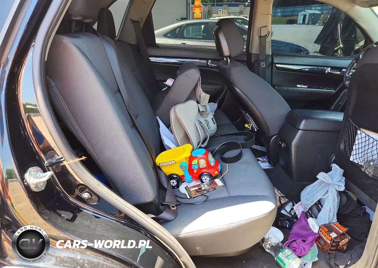 2013 Kia Sorento Lx VIN:5XYKTDA60DG339464 - 11