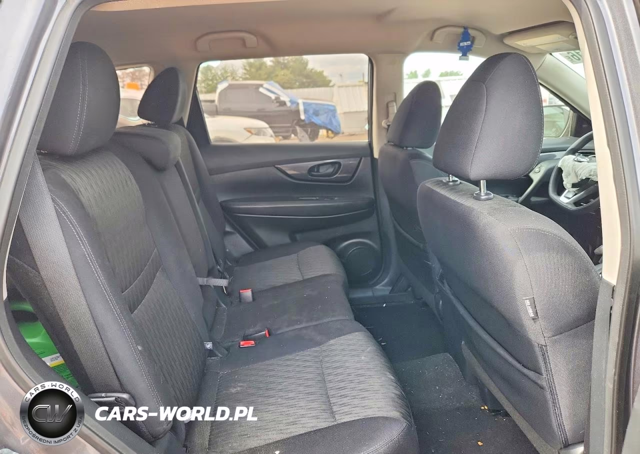 2019 Nissan Rogue S VIN:5N1AT2MV1KC828388 - 10