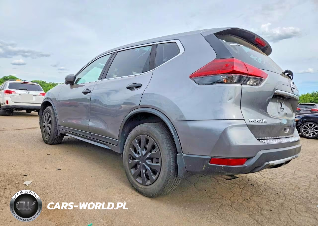 2019 Nissan Rogue S VIN:5N1AT2MV1KC828388 - 2