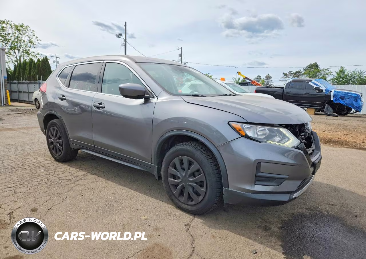 2019 Nissan Rogue S VIN:5N1AT2MV1KC828388 - 4