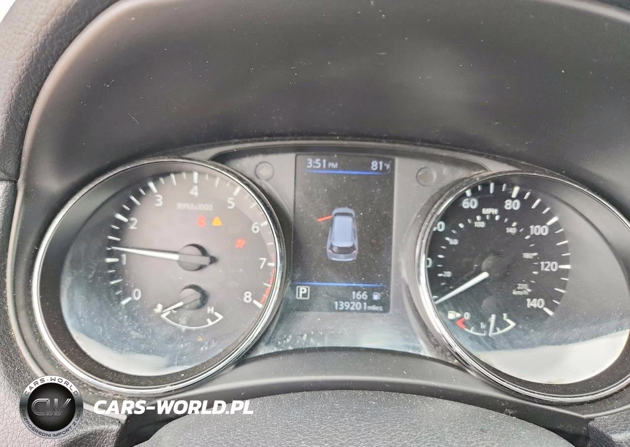 2019 Nissan Rogue S VIN:5N1AT2MV1KC828388 - 9