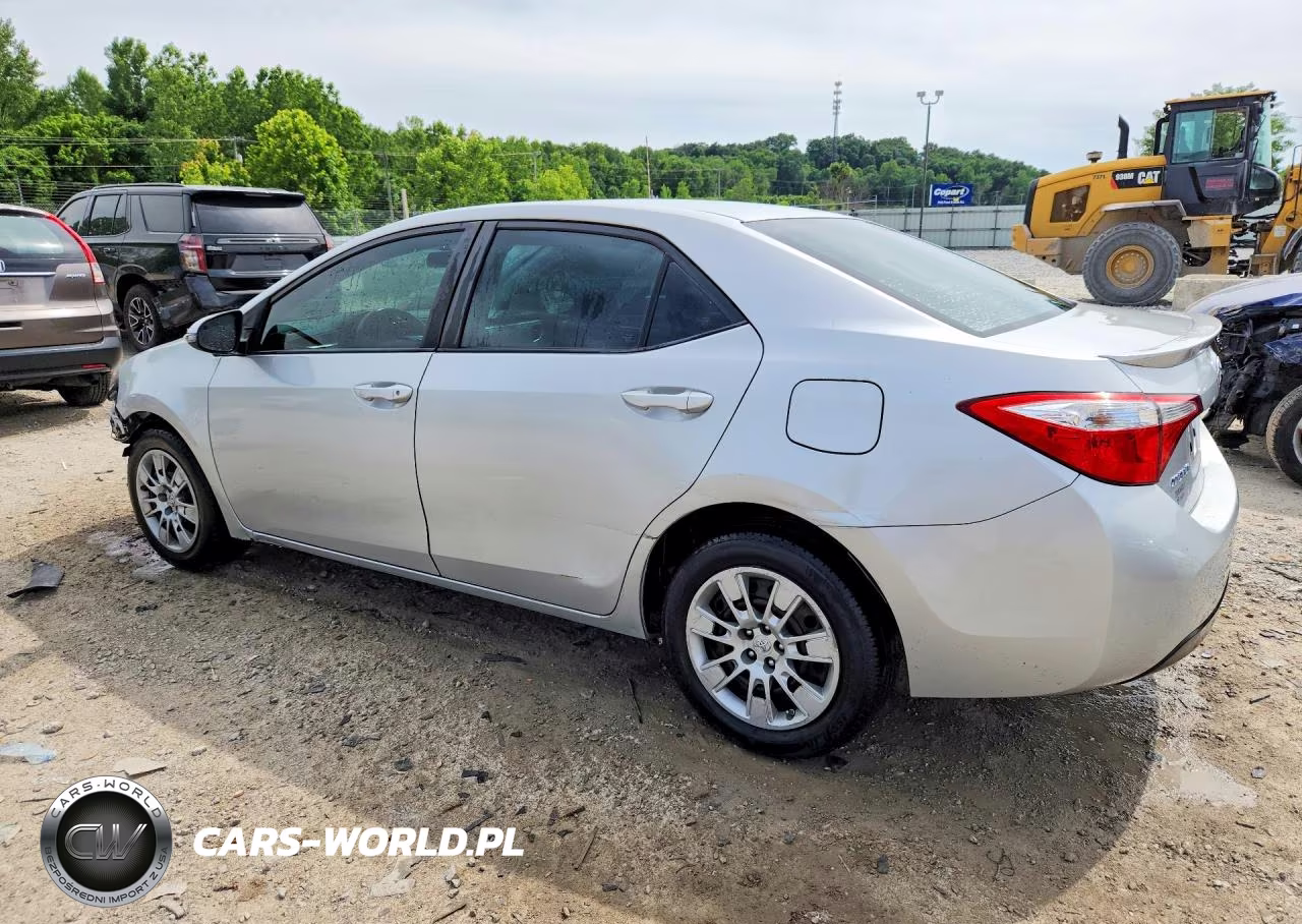 2015 Toyota Corolla L VIN:2T1BURHE3FC300647 - 2