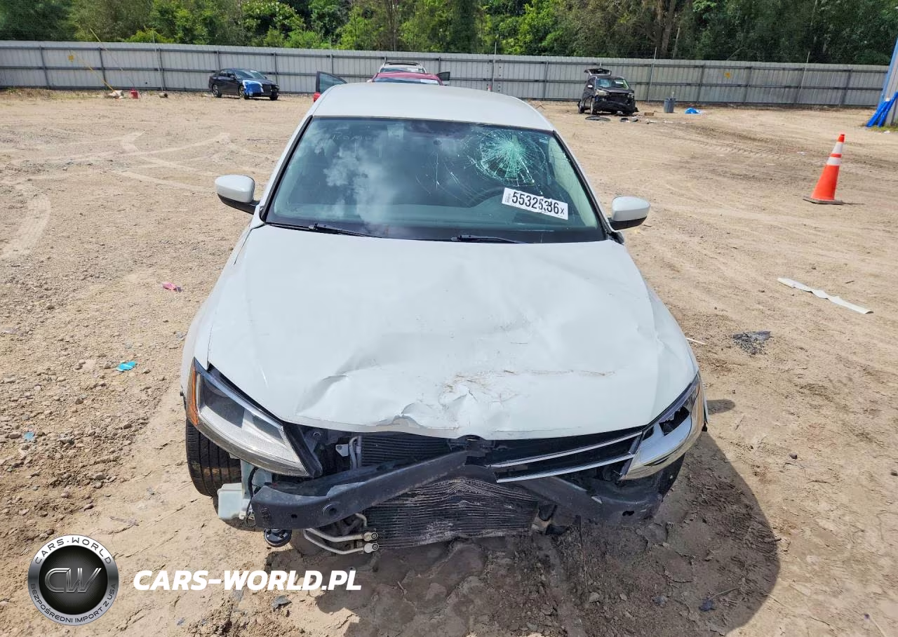 2018 Volkswagen Jetta S VIN:3VW2B7AJ6JM248011 - 5