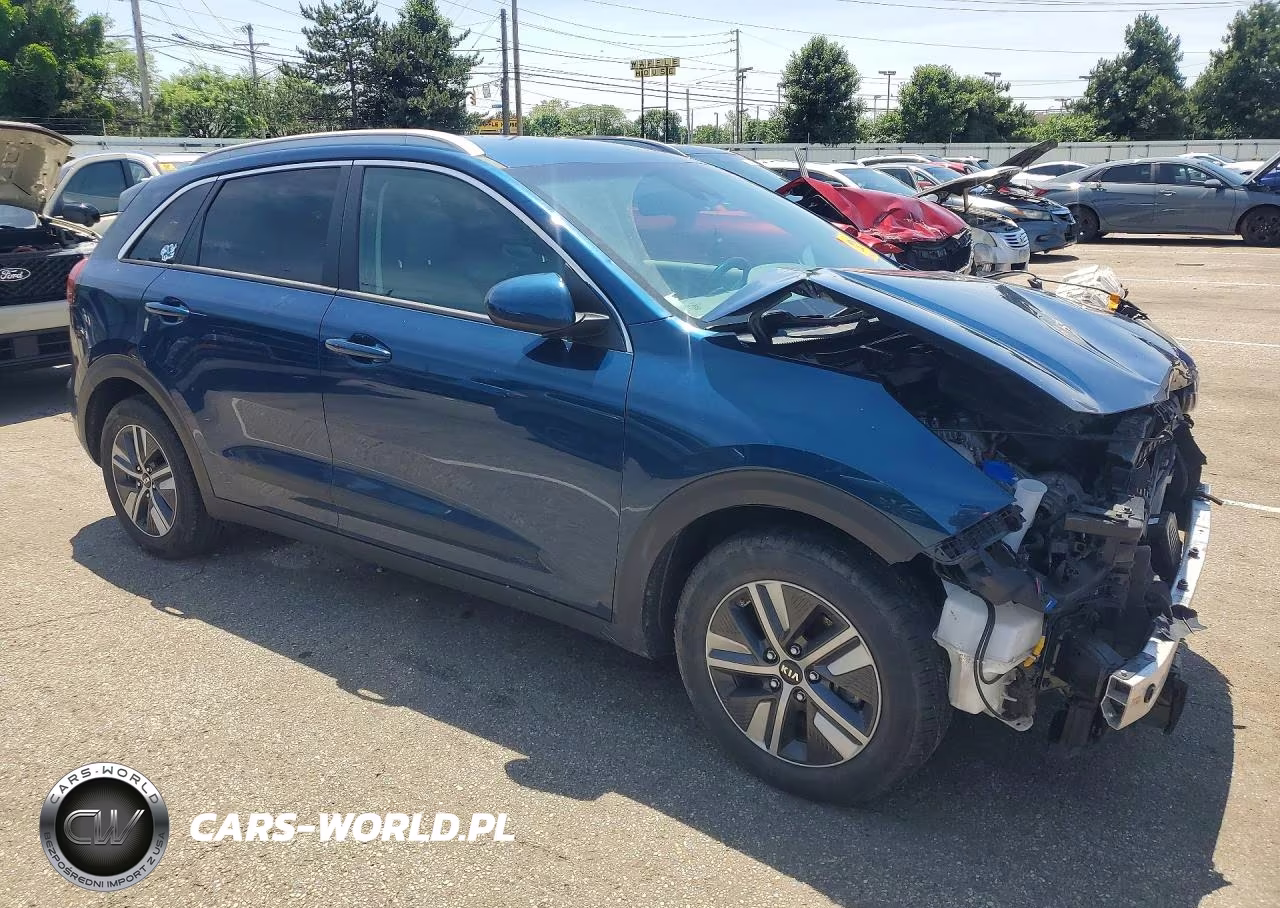 2020 Kia Niro Lxs VIN:KNDCB3LC9L5448680 - 4