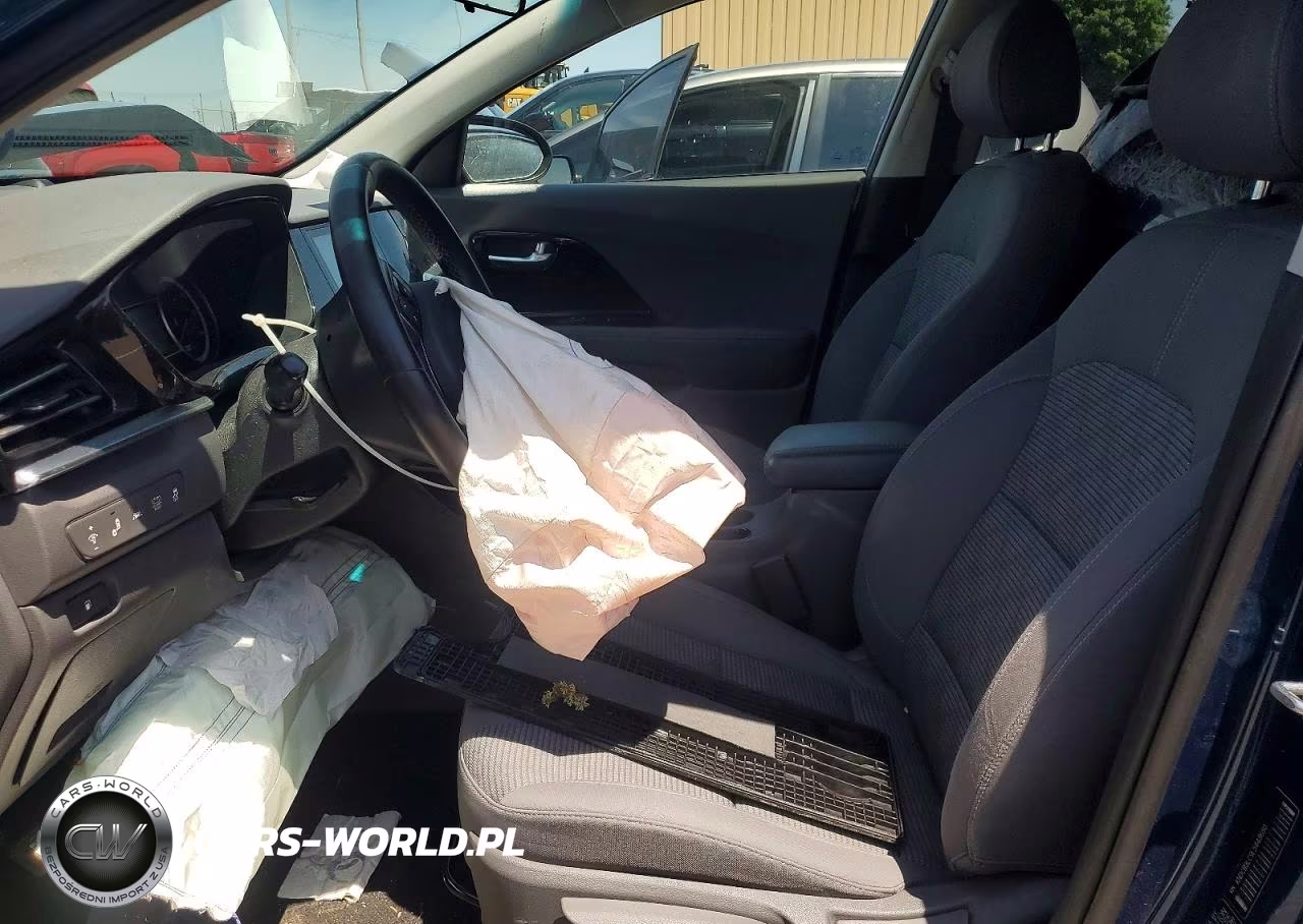 2020 Kia Niro Lxs VIN:KNDCB3LC9L5448680 - 7