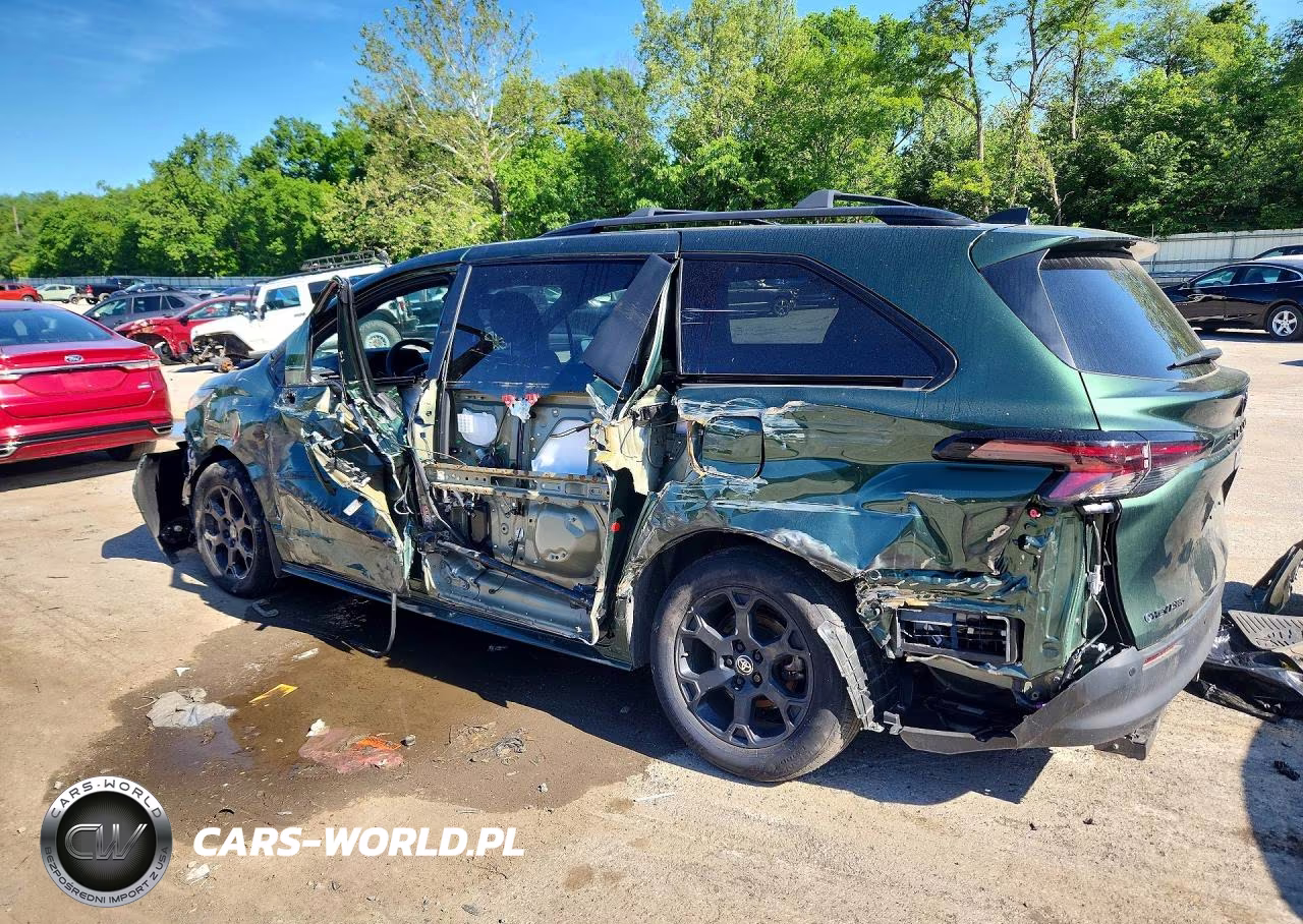 2025 Toyota Sienna Woodland Edition VIN:5TDCSKFC8SS197620 - 2