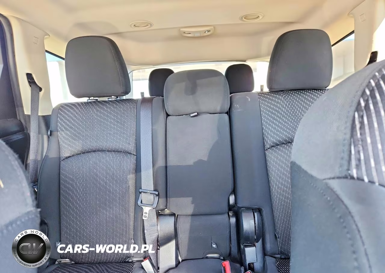 2011 Dodge Journey Crew VIN:3D4PG3FG8BT516650 - 10
