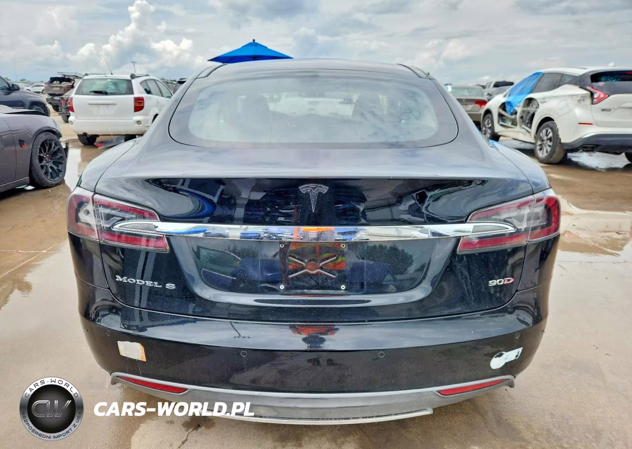 2013 Tesla Model S VIN:5YJSA1CG2DFP28026 - 6
