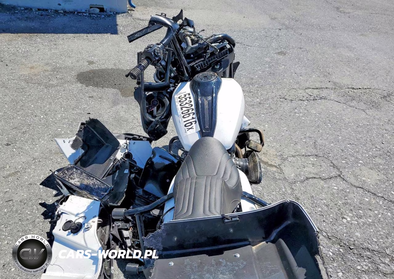 2025 Harley-Davidson Flhx VIN:1HD1KB710SB637761 - 6
