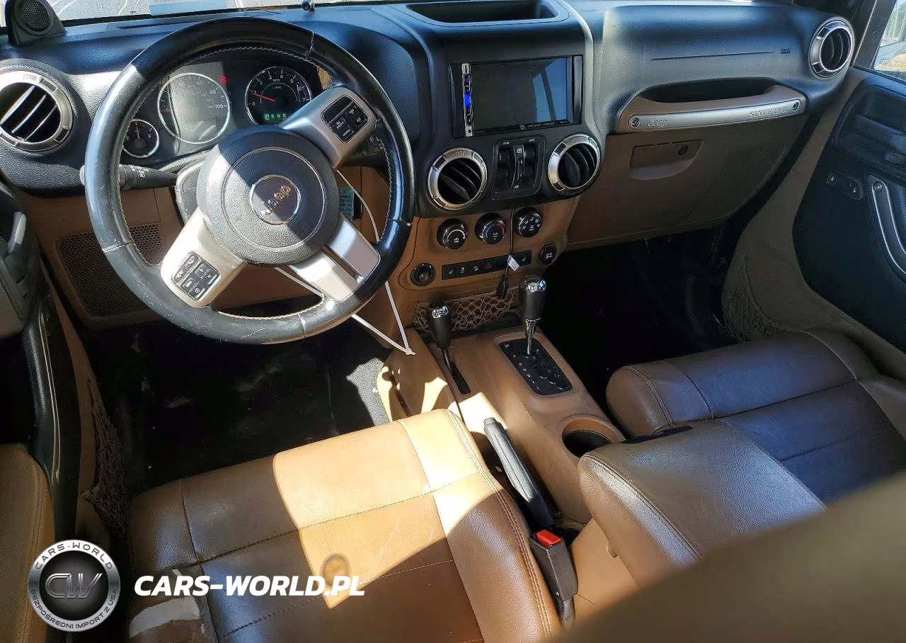 2011 Jeep Wrangler Unlimited Sport VIN:1J4BA3H15BL623680 - 8