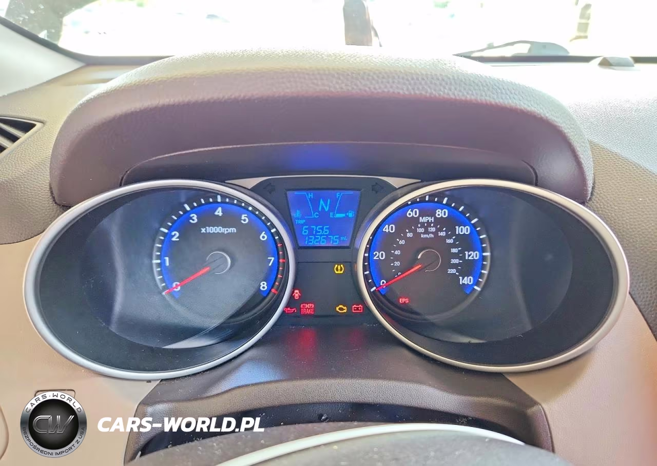 2012 Hyundai Tucson Gls VIN:KM8JU3ACXCU473657 - 9