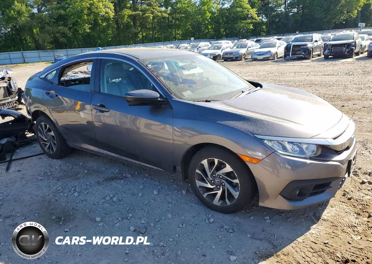 2018 Honda Civic Ex VIN:JHMFC1F3XJX018909 - 4