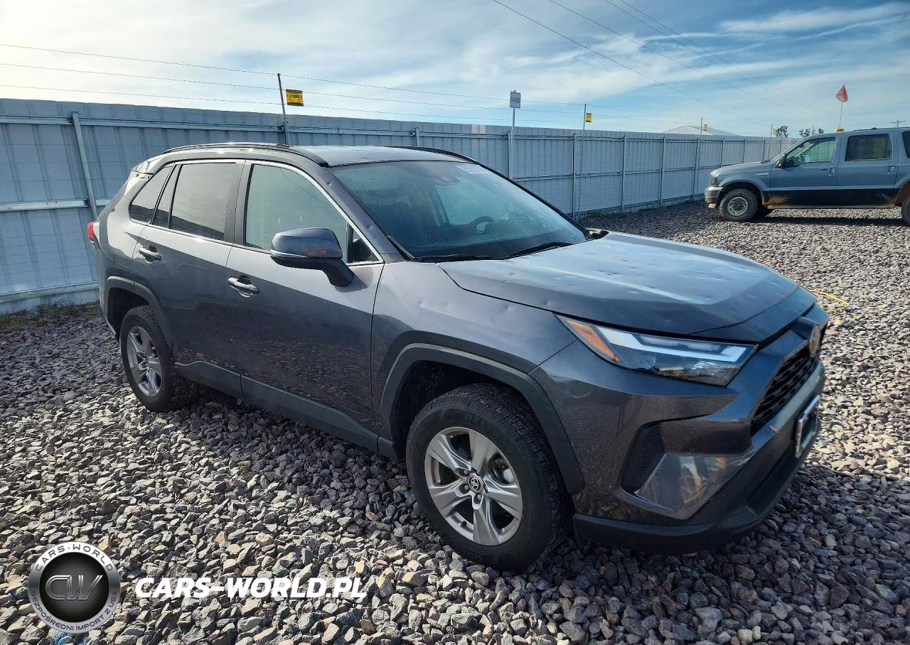 2022 Toyota Rav4 Xle VIN:2T3P1RFV6NC302433 - 4