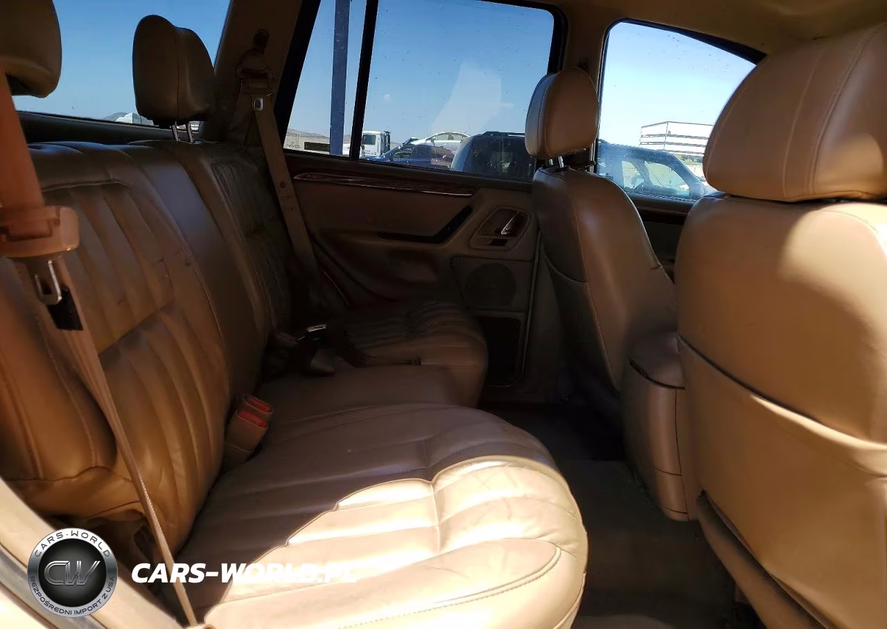 1999 Jeep Grand Cherokee Limited VIN:1J4GW68N9XC736602 - 10