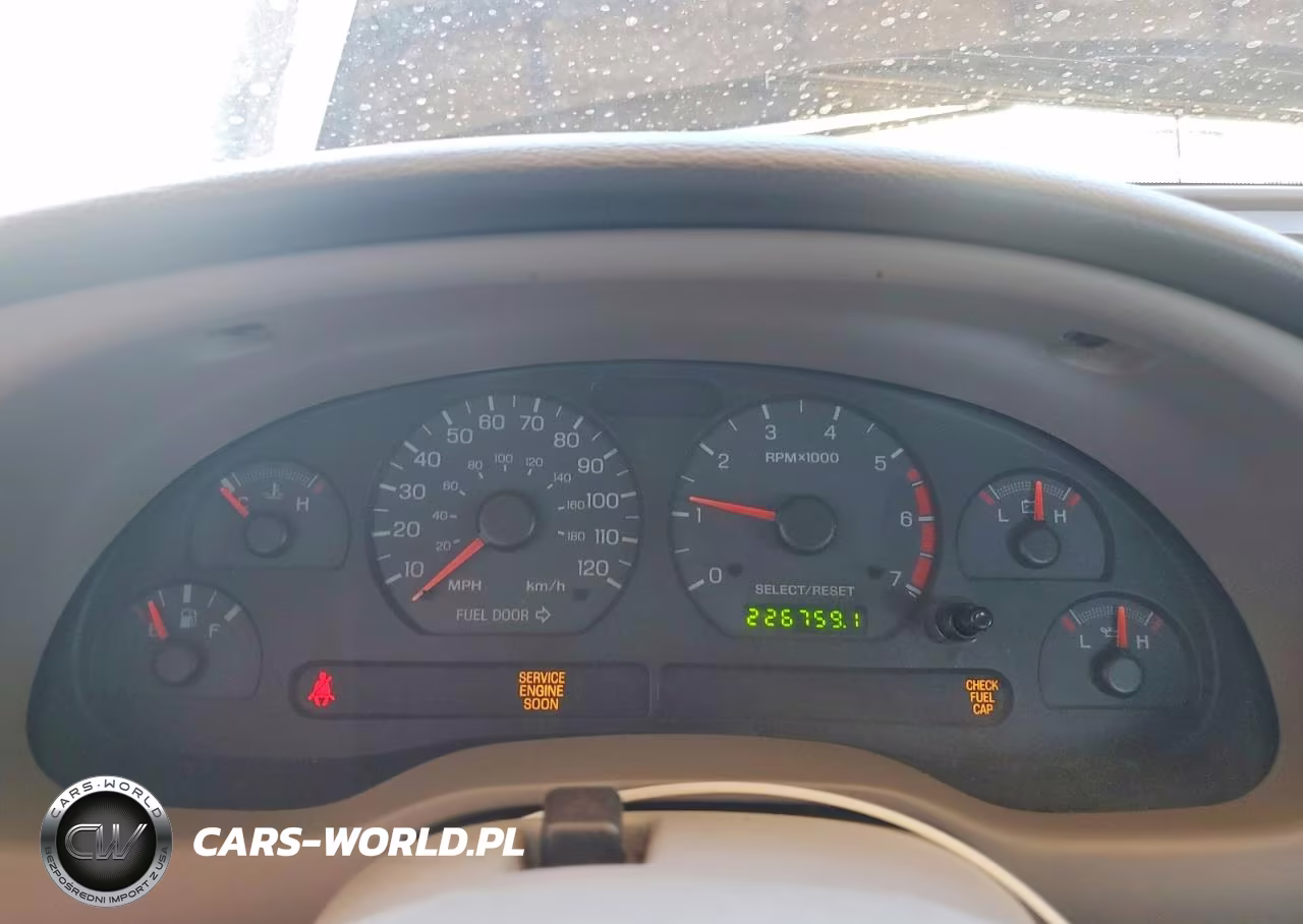 2003 Ford Mustang VIN:1FAFP40463F424886 - 9