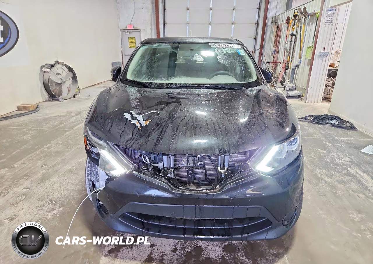 2018 Nissan Rogue Sport S VIN:JN1BJ1CP0JW165133 - 5