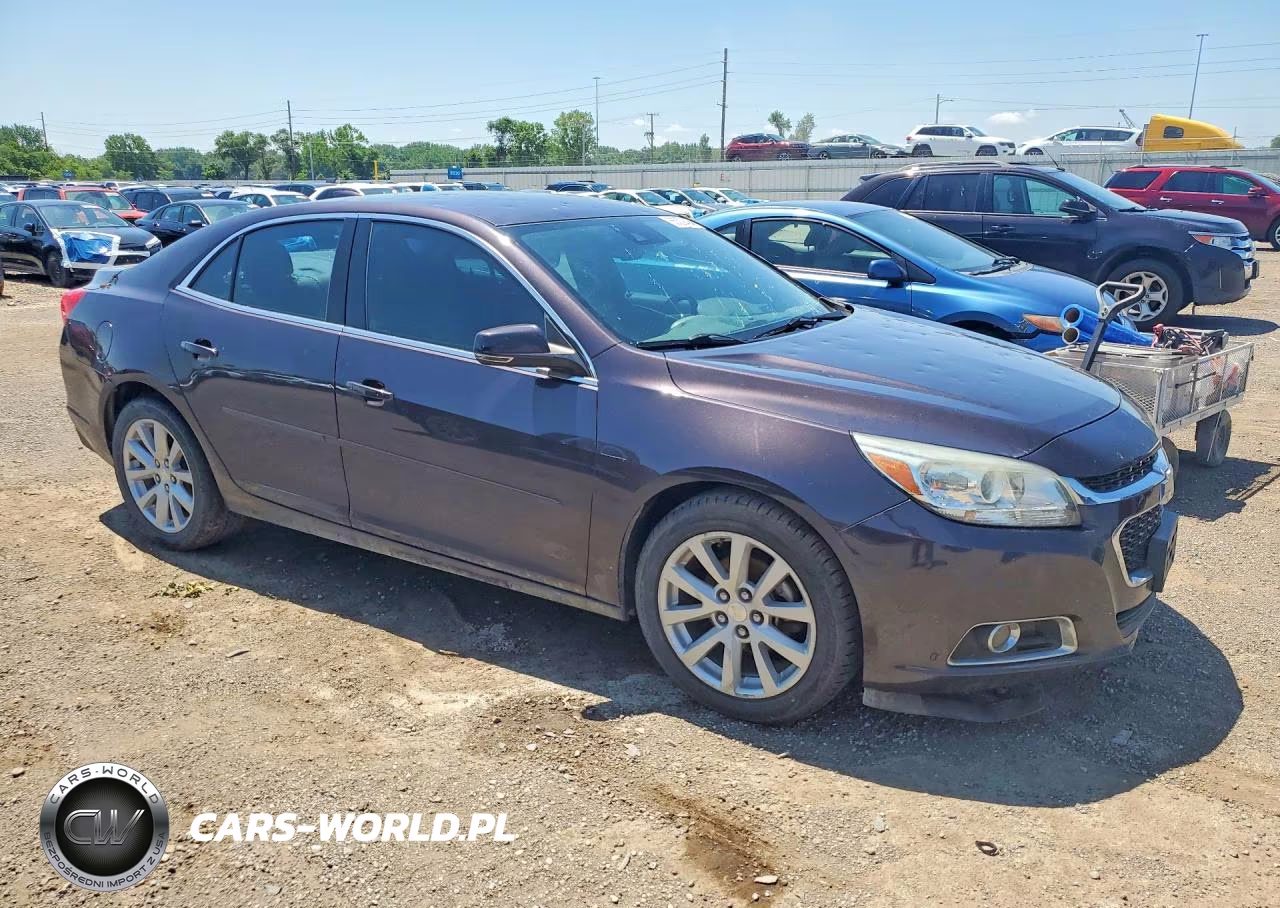 2015 Chevrolet Malibu 2Lt VIN:1G11D5SL5FF254475 - 4