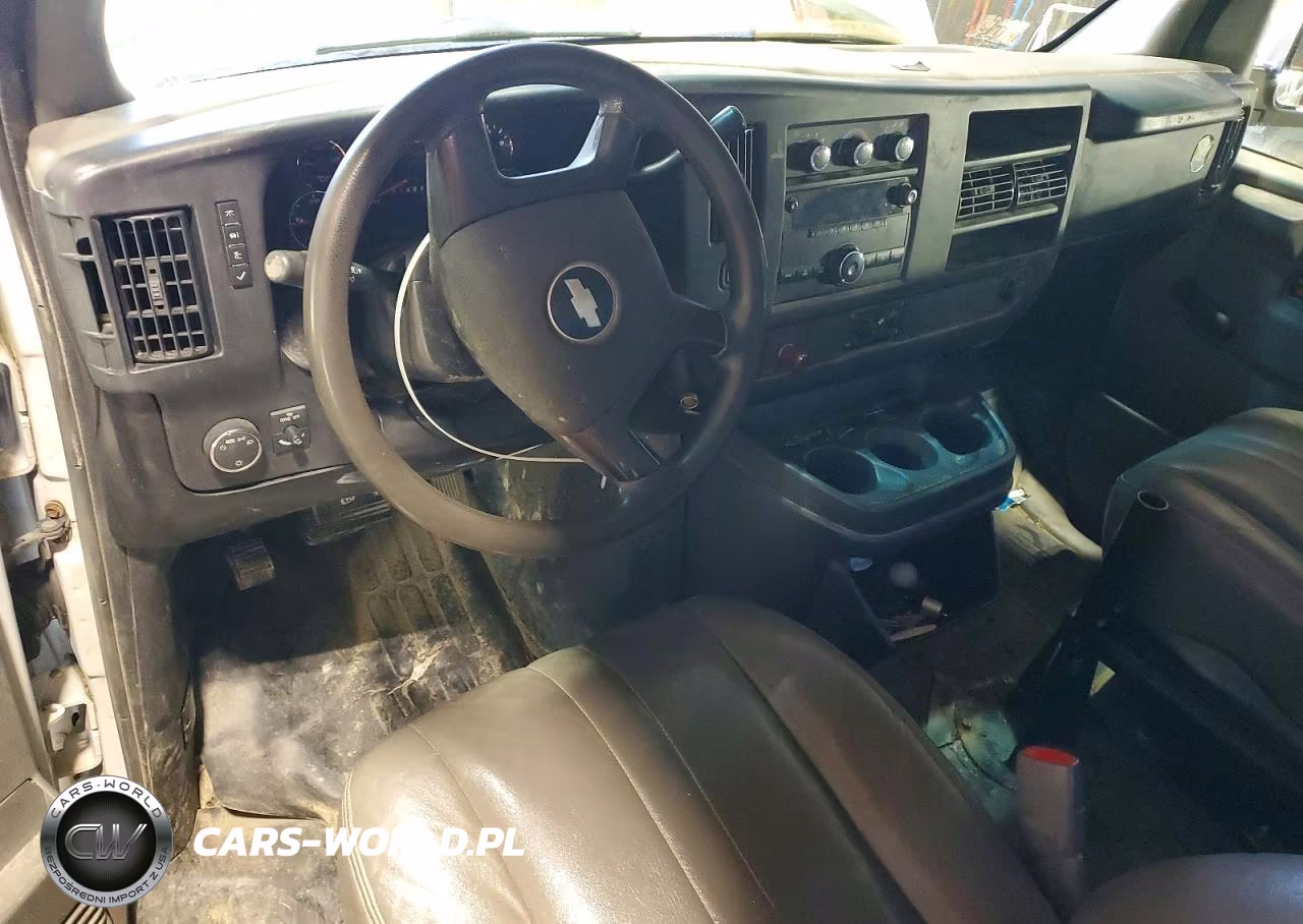 2008 Chevrolet Express G2500 VIN:1GCGG25C581228056 - 8