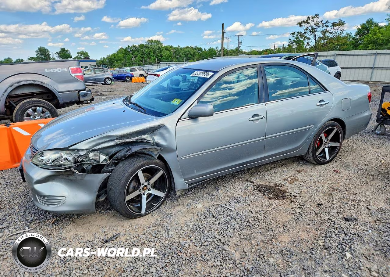 2005 Toyota Camry 4D S