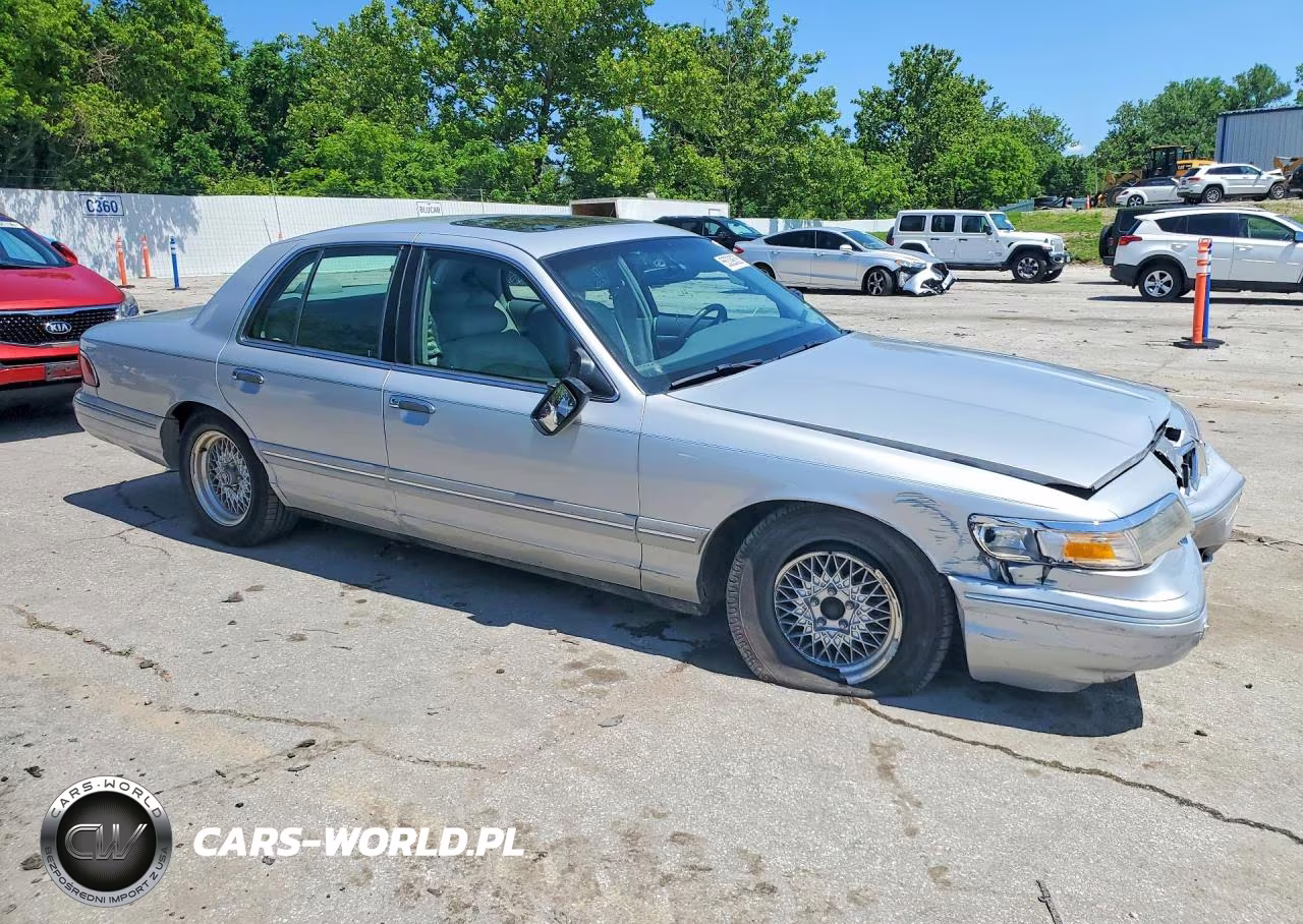 1997 Mercury Grand Marquis Ls VIN:2MELM75W3VX703767 - 4