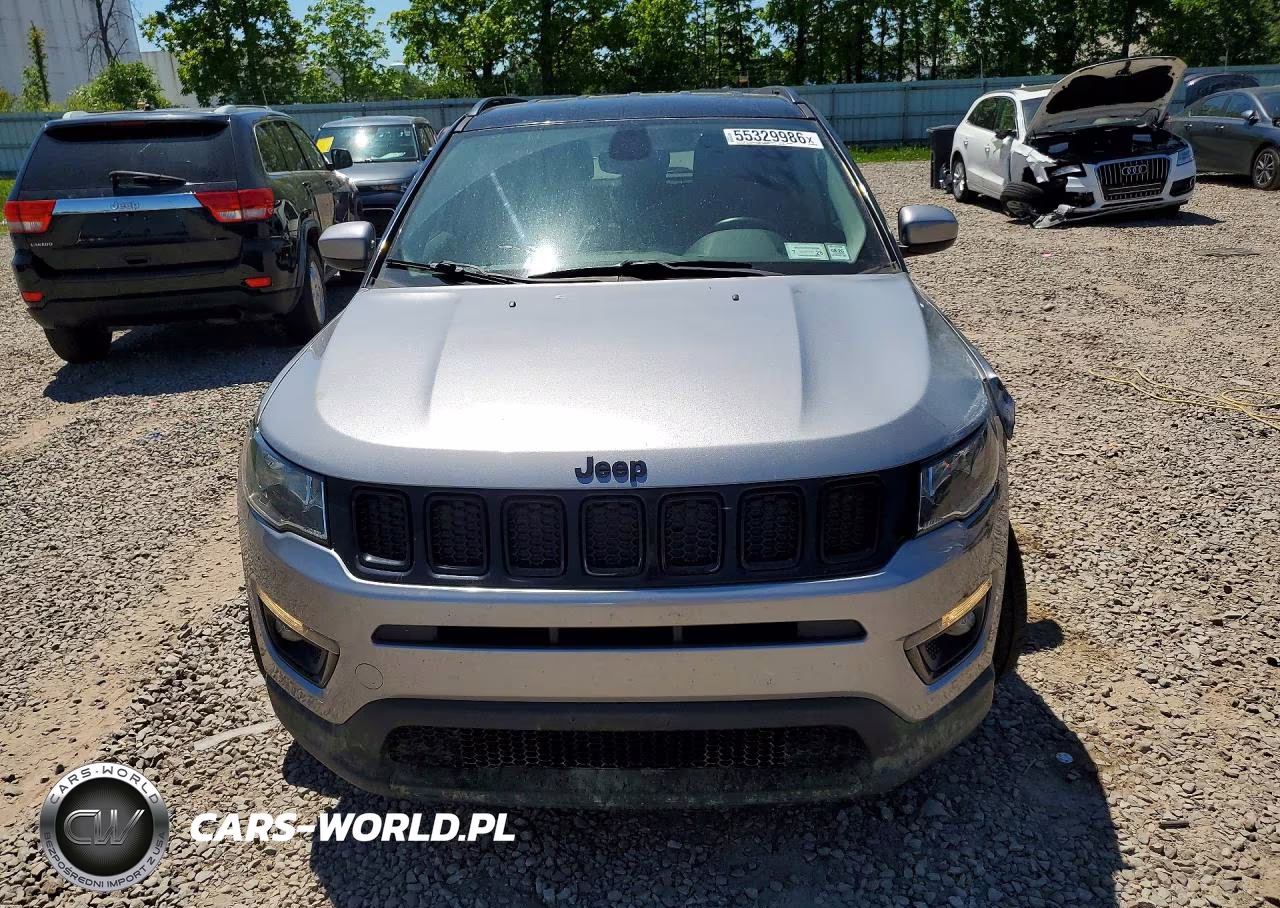 2018 Jeep Compass Latitude VIN:3C4NJDBB8JT394683 - 5