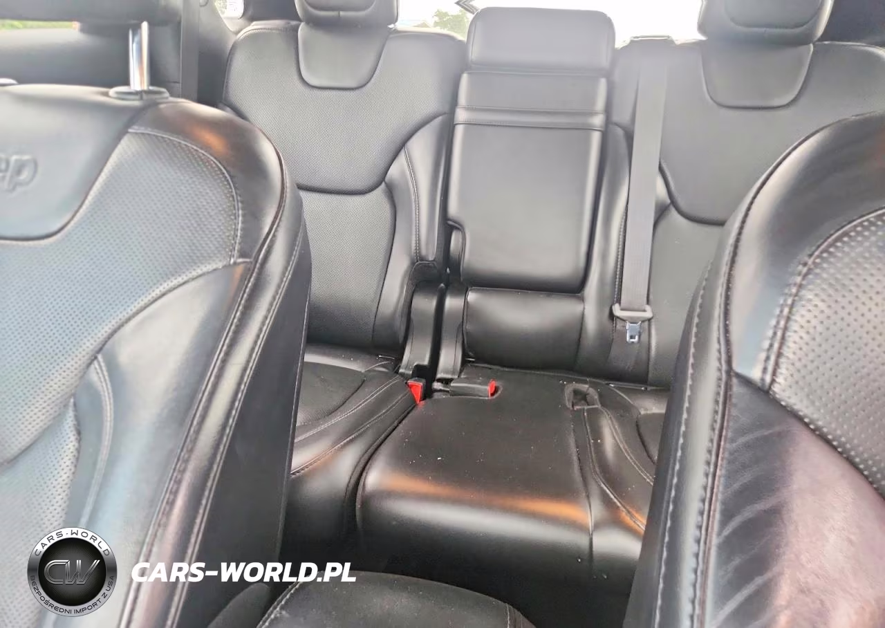 2019 Jeep Cherokee Limited VIN:1C4PJLDN7KD339725 - 10