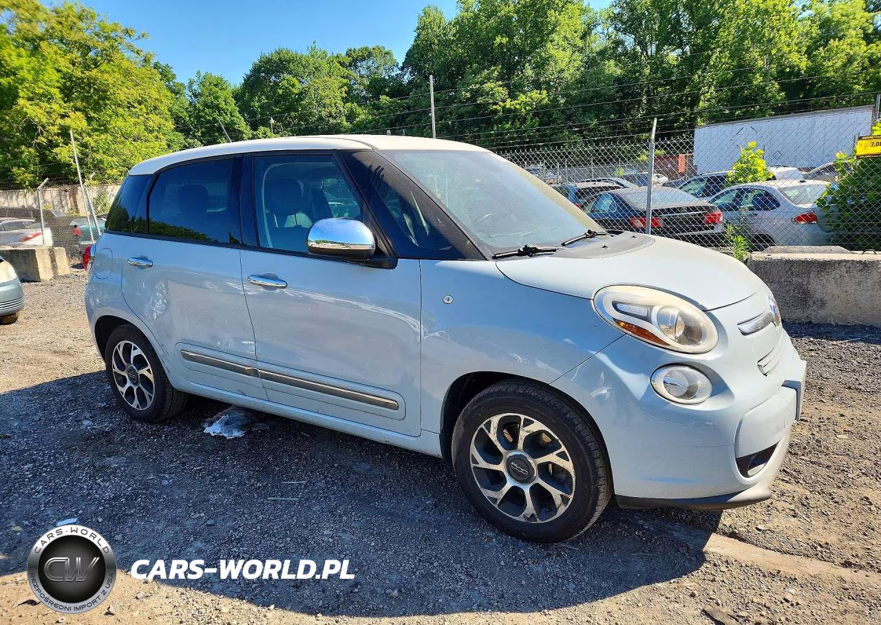 2014 Fiat 500L Lounge VIN:ZFBCFACH0EZ010536 - 4