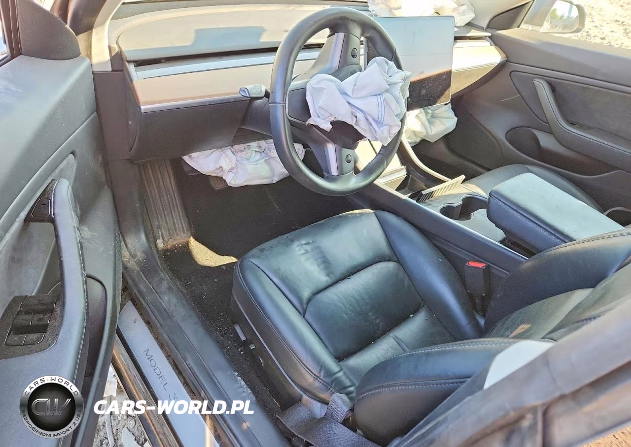 2019 Tesla Model 3 VIN:5YJ3E1EA0KF411215 - 8