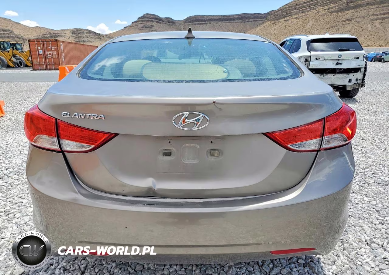 2013 Hyundai Elantra Gls VIN:5NPDH4AE8DH213430 - 6