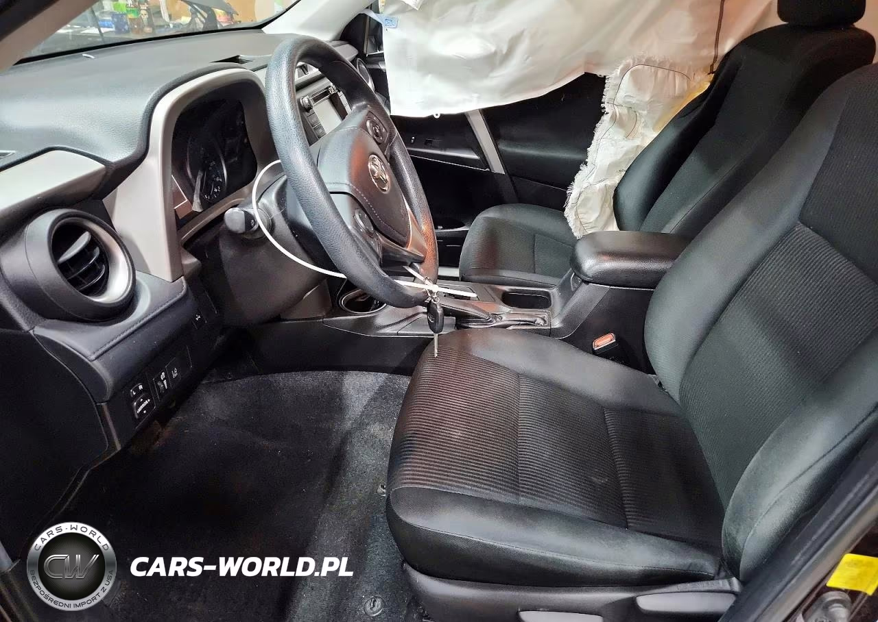 2018 Toyota Rav4 Le VIN:2T3BFREV5JW754847 - 7