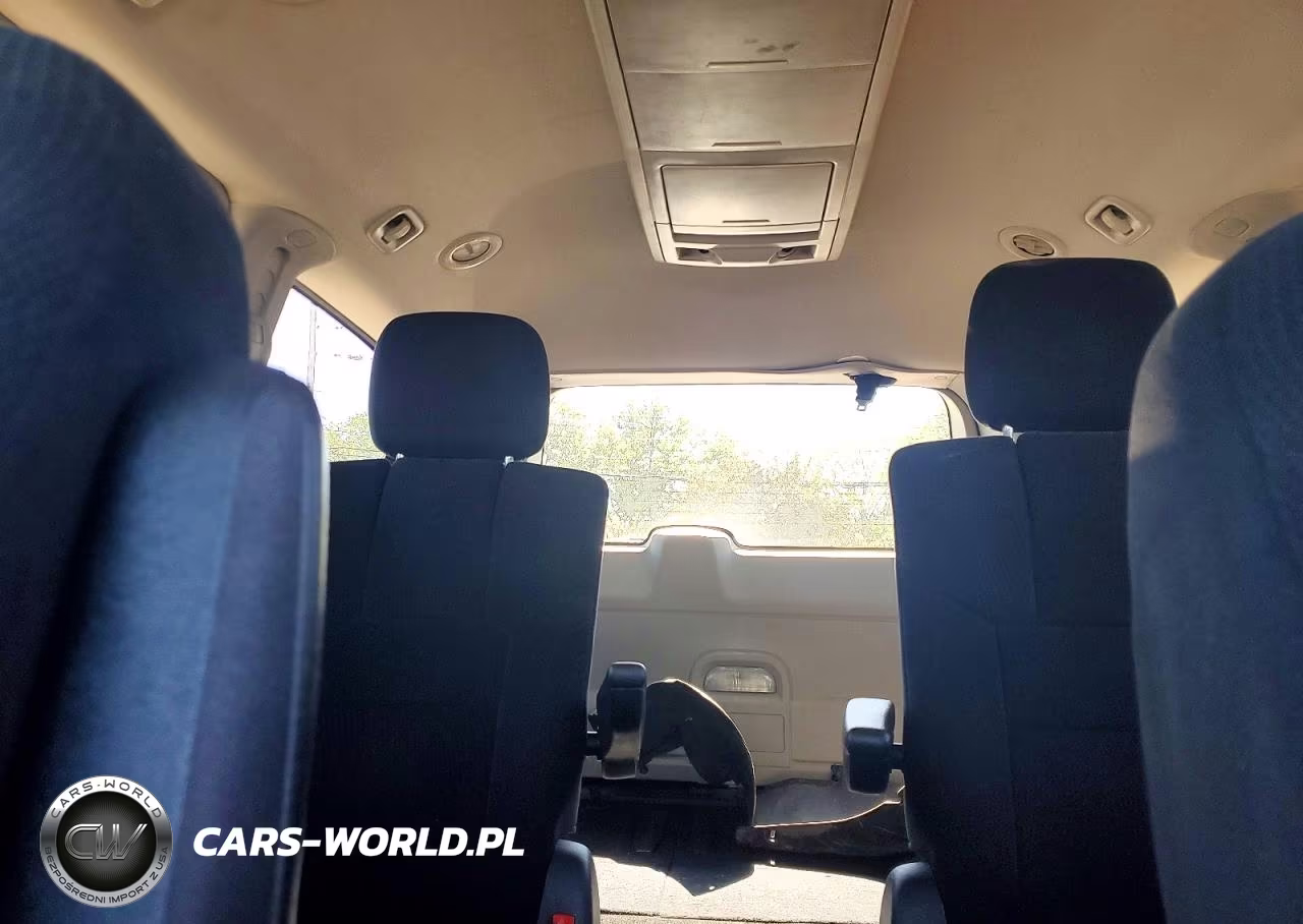 2011 Dodge Grand Caravan Crew VIN:2D4RN5DG1BR689457 - 10