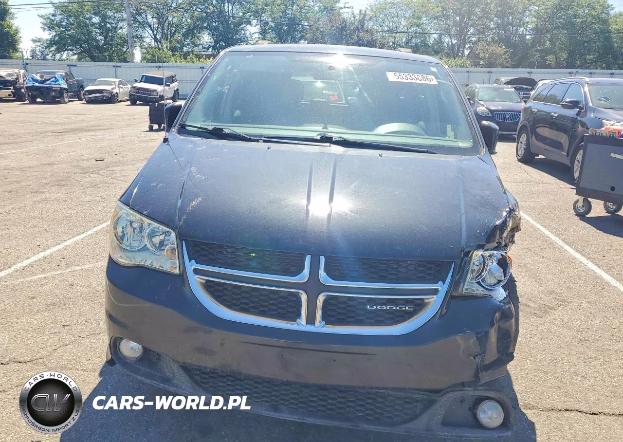 2011 Dodge Grand Caravan Crew VIN:2D4RN5DG1BR689457 - 5