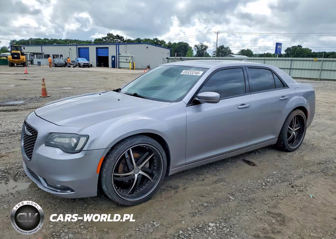 2015 Chrysler 300 S – zdjęcie 1 z 12