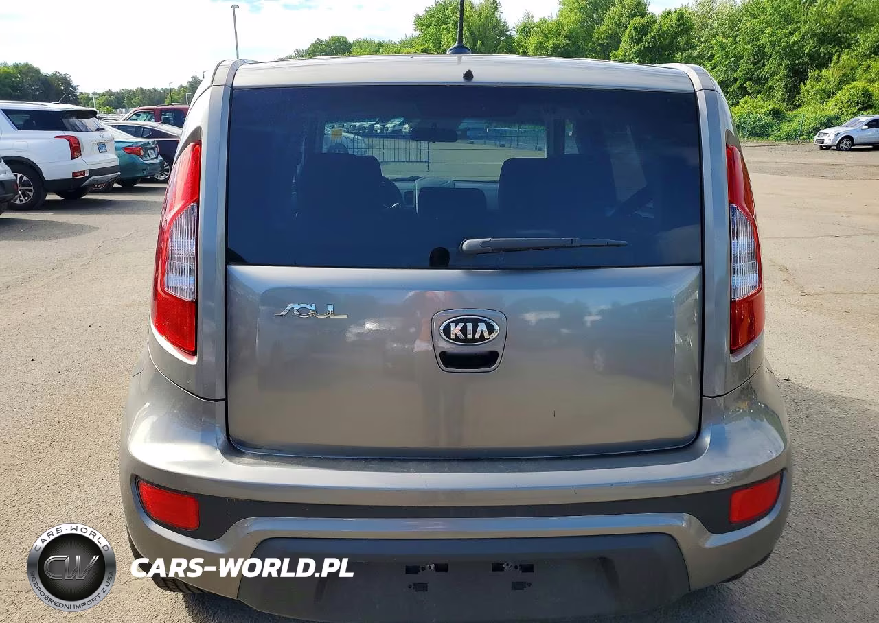 2013 Kia Soul Base VIN:KNDJT2A50D7504529 - 6