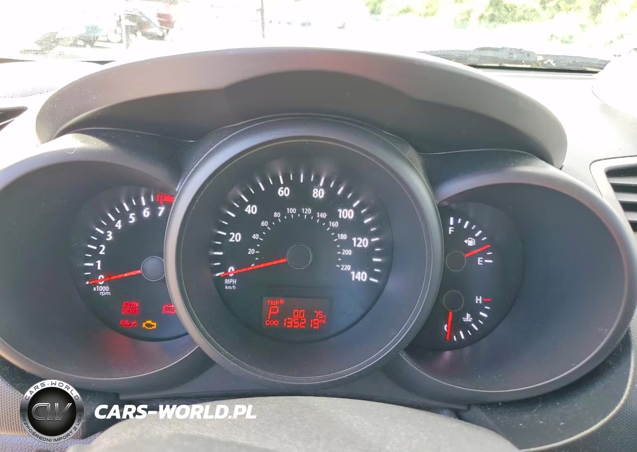 2013 Kia Soul Base VIN:KNDJT2A50D7504529 - 9