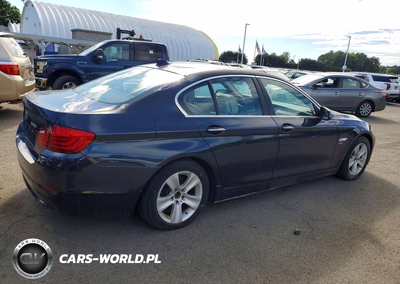 2012 BMW 528 Xi VIN:WBAXH5C54CDW09484 - 3