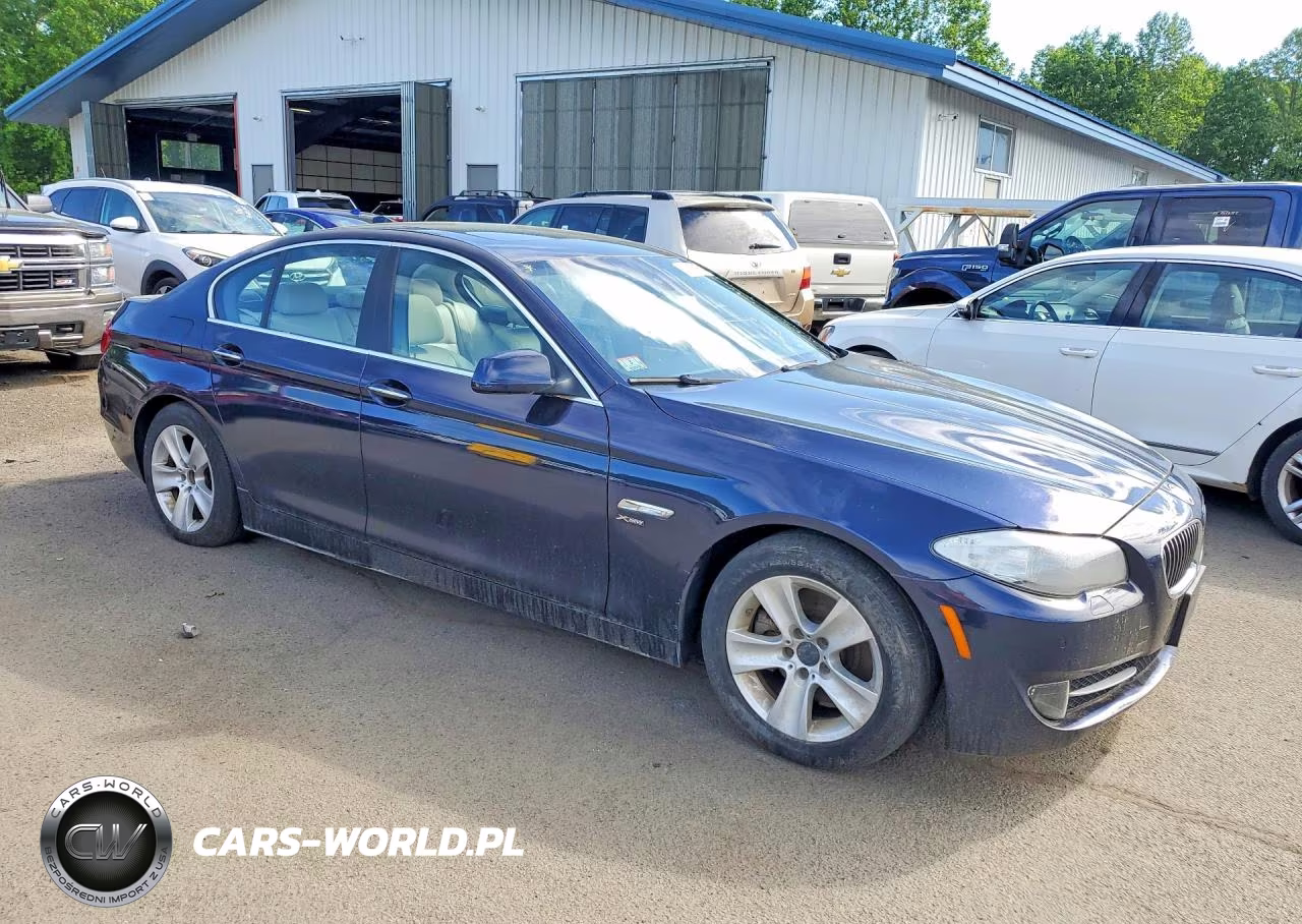 2012 BMW 528 Xi VIN:WBAXH5C54CDW09484 - 4