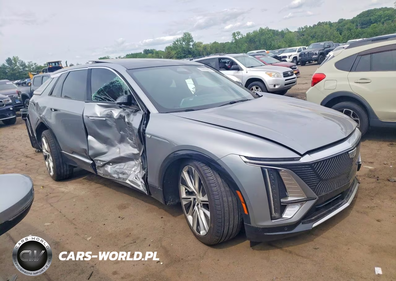 2024 Cadillac Lyriq Luxury VIN:1GYKPSRL8RZ141401 - 4