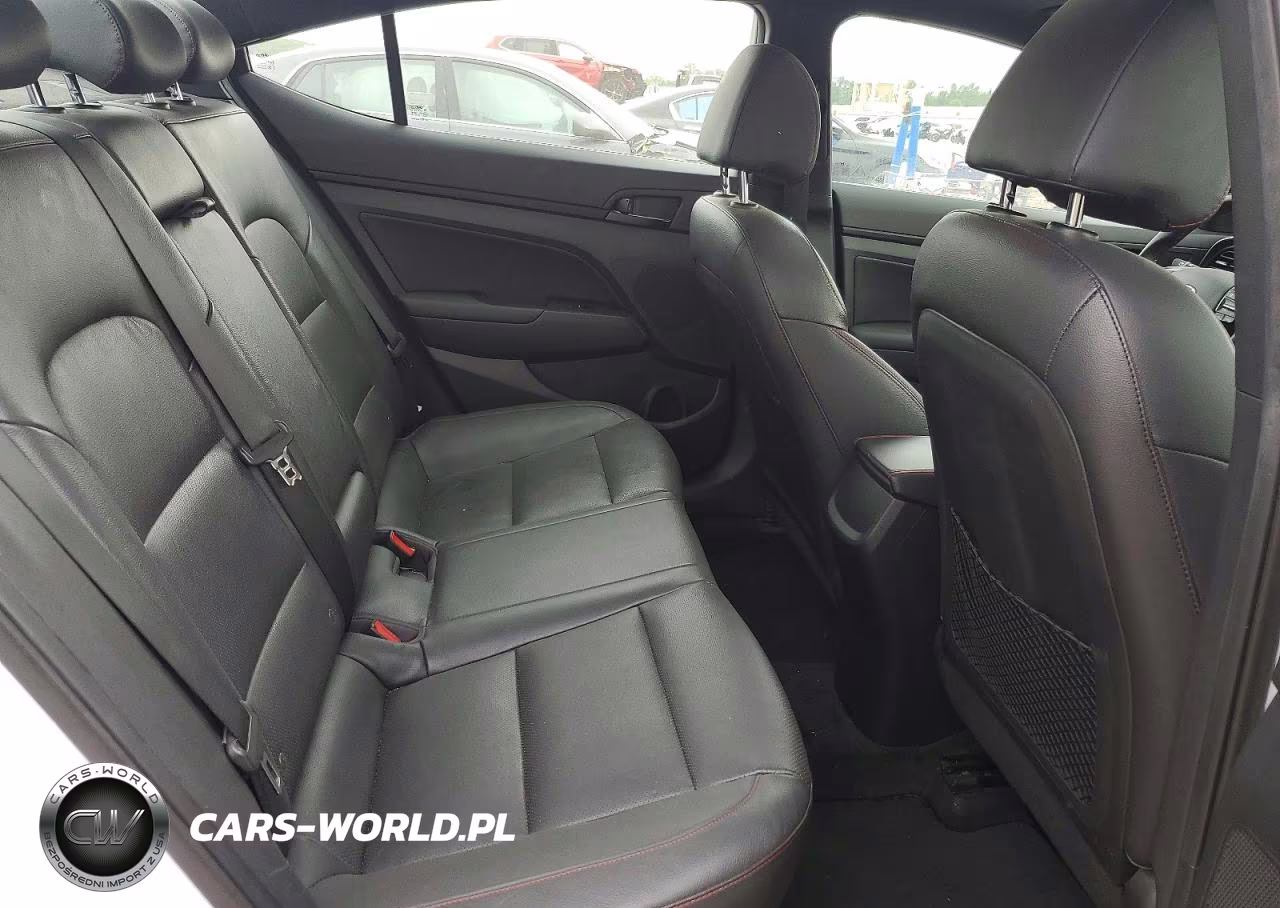 2020 Hyundai Elantra Sport VIN:KMHD04LB5LU945573 - 10