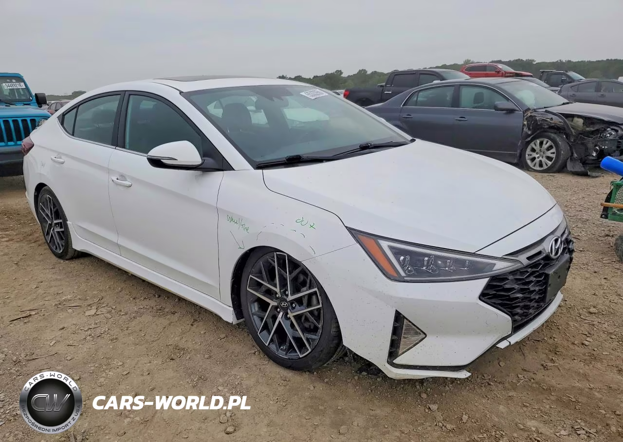2020 Hyundai Elantra Sport VIN:KMHD04LB5LU945573 - 4